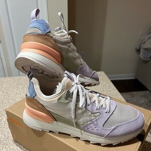 Merrell Women's Size 10 - Alpine 83 Sneaker